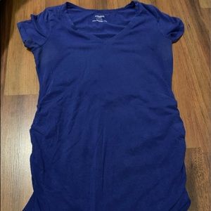 Maternity v neck shirt